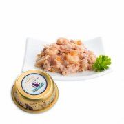 Консервы NUEVO для кошек с куриным филе, креветками, одуванчиком и льняным маслом 85 г50% курца, 10% крвееток, 38,7% бульона, 1% минеральной воды, 0,2% льняного семени, 0,1% одуванчика.